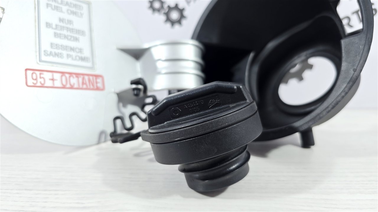 Лючок топливного бака, 2200 рублей, Лосино-Петровский