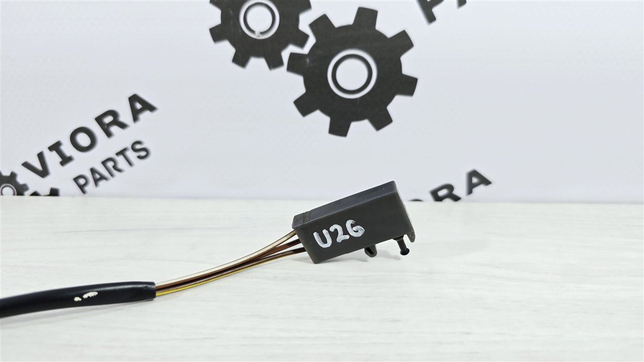 Концевик замка багажника, 2200 рублей, Лосино-Петровский