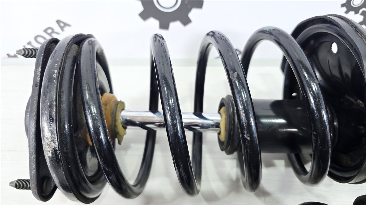 Амортизаторы комплект пробег 50к, 11000 рублей, Лосино-Петровский