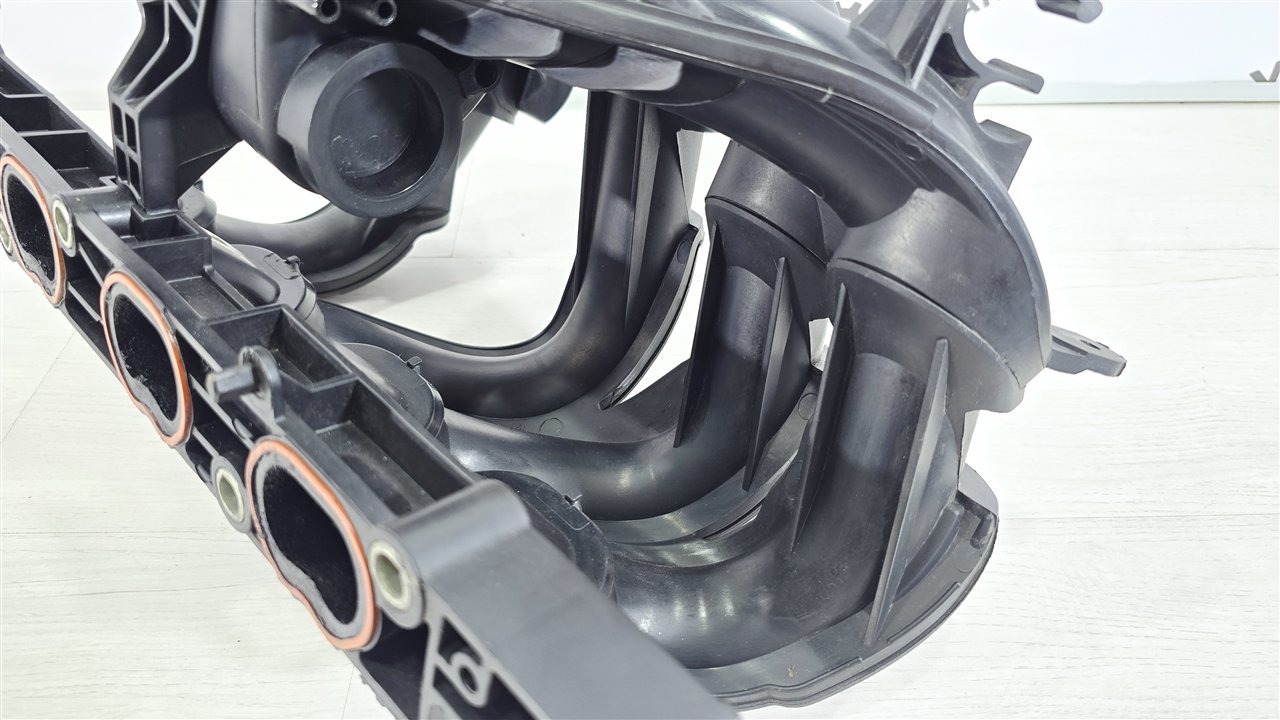 Коллектор впускной пробег 50к, 9800 рублей, Лосино-Петровский