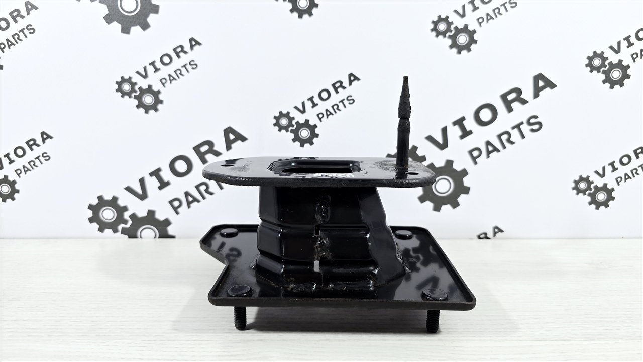 Кронштейн усилителя бампера, 2500 рублей, Лосино-Петровский