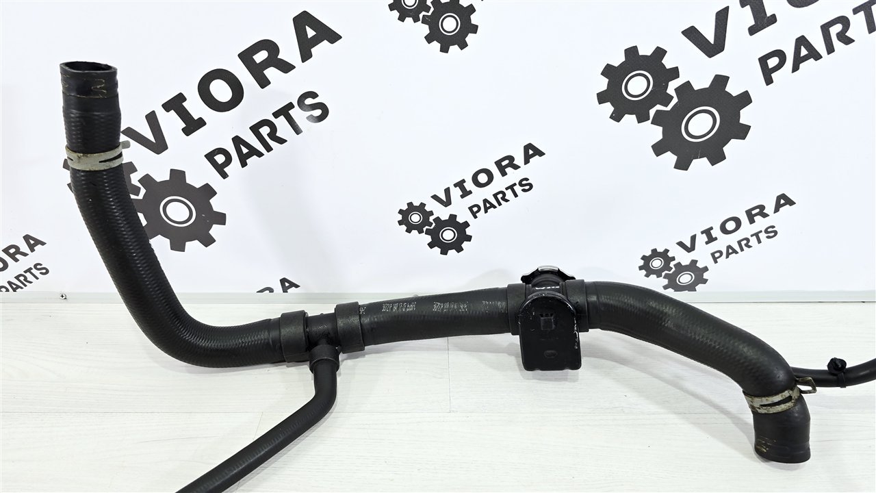 Патрубок радиатора верхний, 8800 рублей, Лосино-Петровский