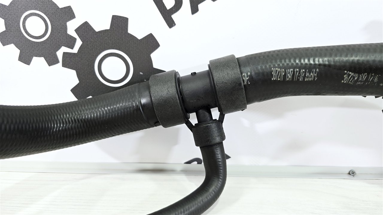 Патрубок радиатора верхний, 8800 рублей, Лосино-Петровский