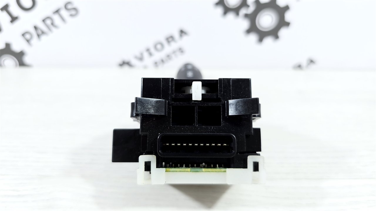 Переключатель света, 1000 рублей, Лосино-Петровский