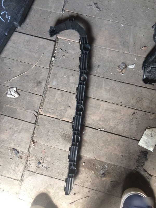 Клипса бампера, 500 рублей, Красноярск