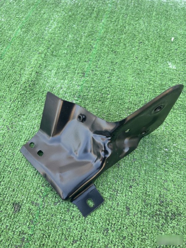 Кронштейн крыла, 900 рублей, Красноярск