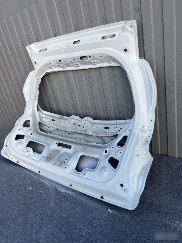 Крышка багажника, 16000 рублей, Кузнецово