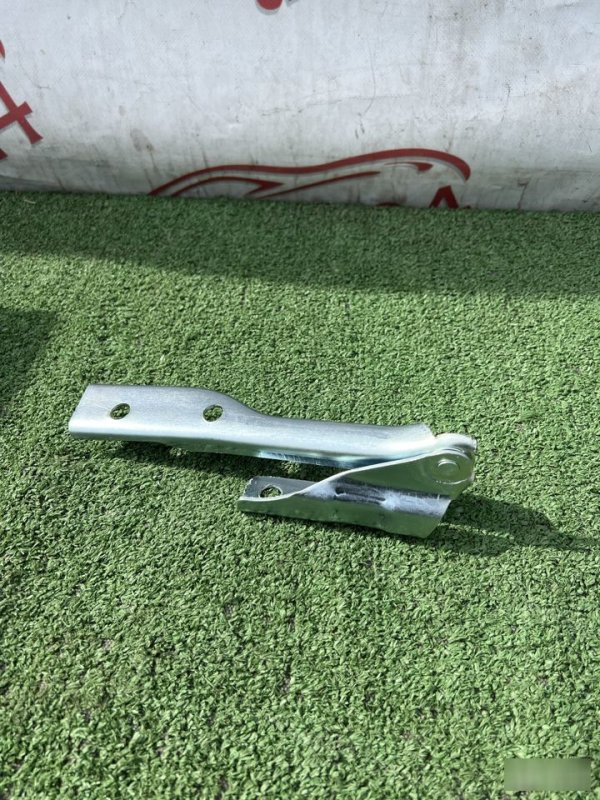 Петля капота, 1000 рублей, Красноярск