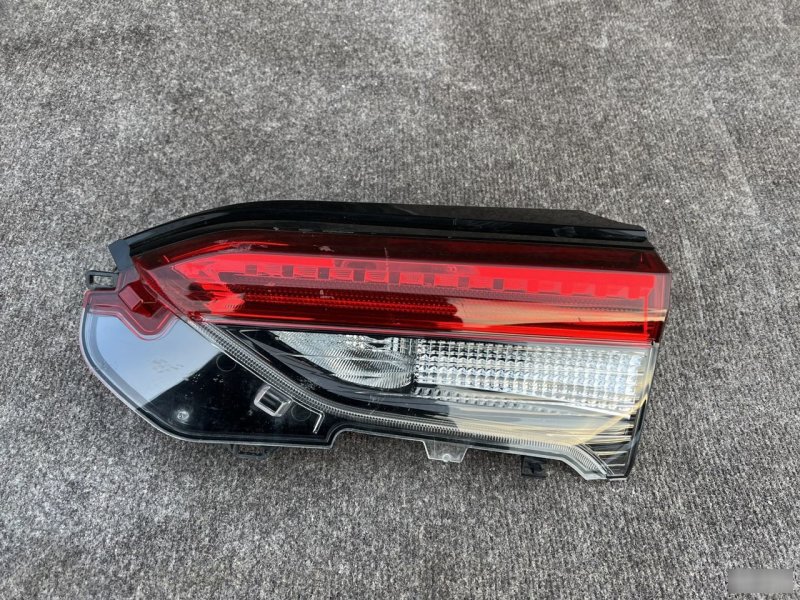 Фонарь в крышку багажника, 5000 рублей, Кузнецово