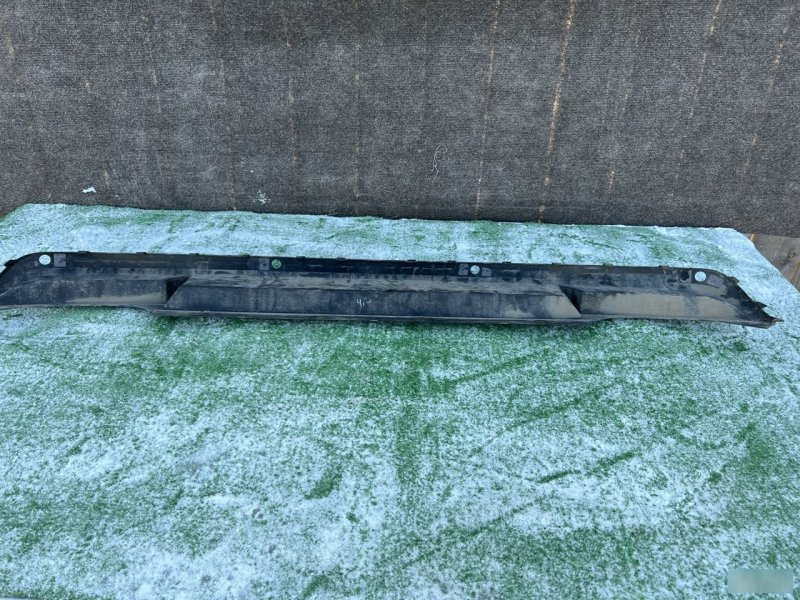 Накладка бампера, 1500 рублей, Кузнецово