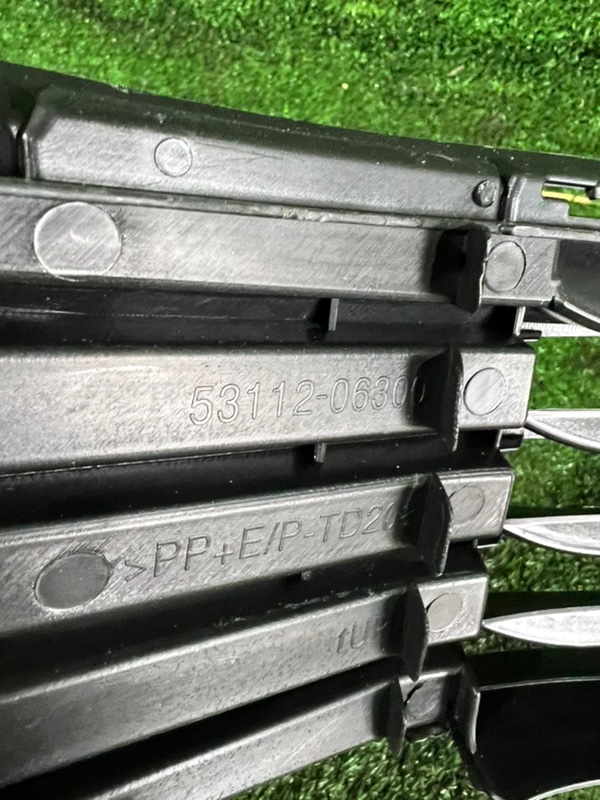 Решетка бампера, 1500 рублей, Красноярск