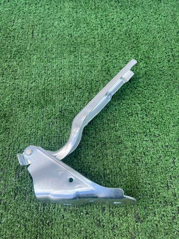 Петля капота, 1700 рублей, Красноярск