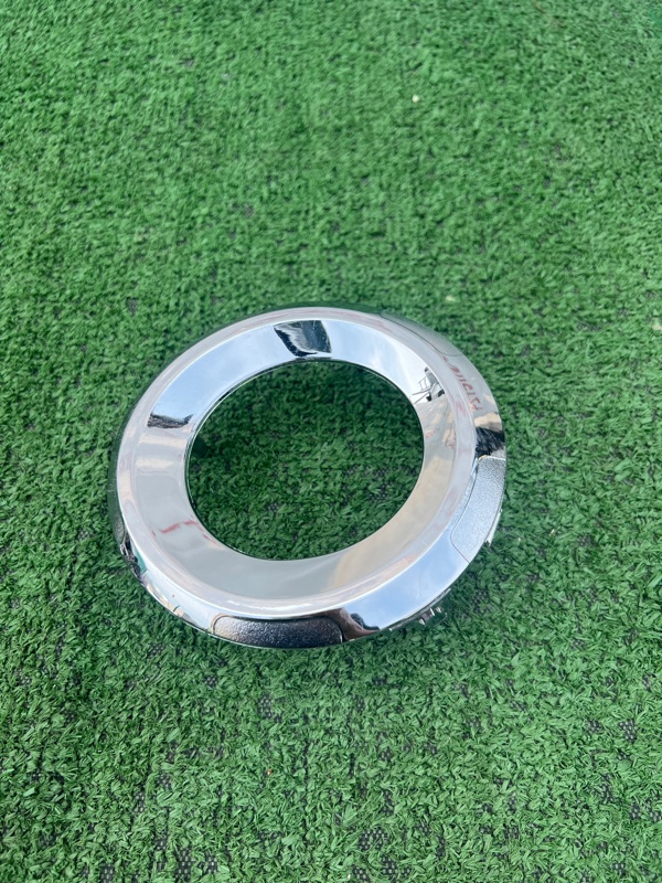 Накладка противотуманной фары, 500 рублей, Красноярск