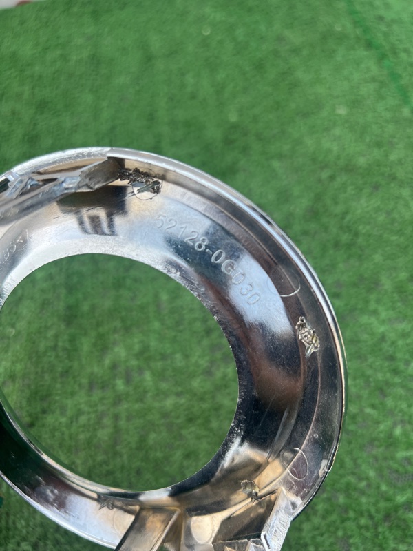 Накладка противотуманной фары, 500 рублей, Красноярск