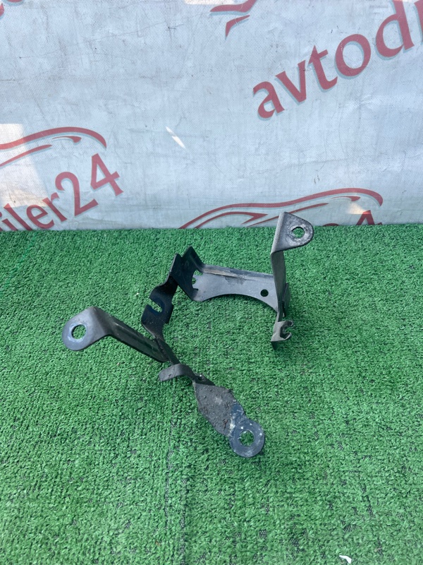 Кронштейн гидроусилителя руля, 2000 рублей, Красноярск