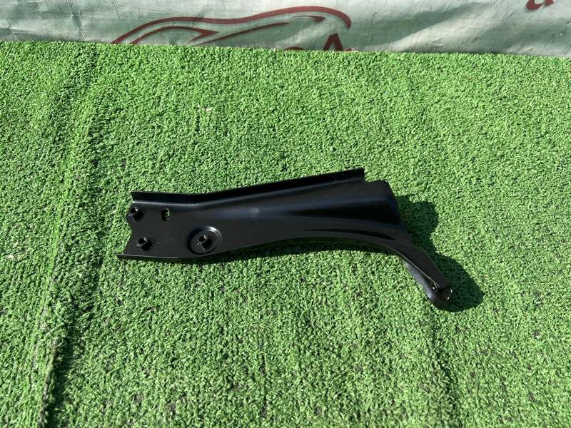 Кронштейн крыла, 1300 рублей, Красноярск