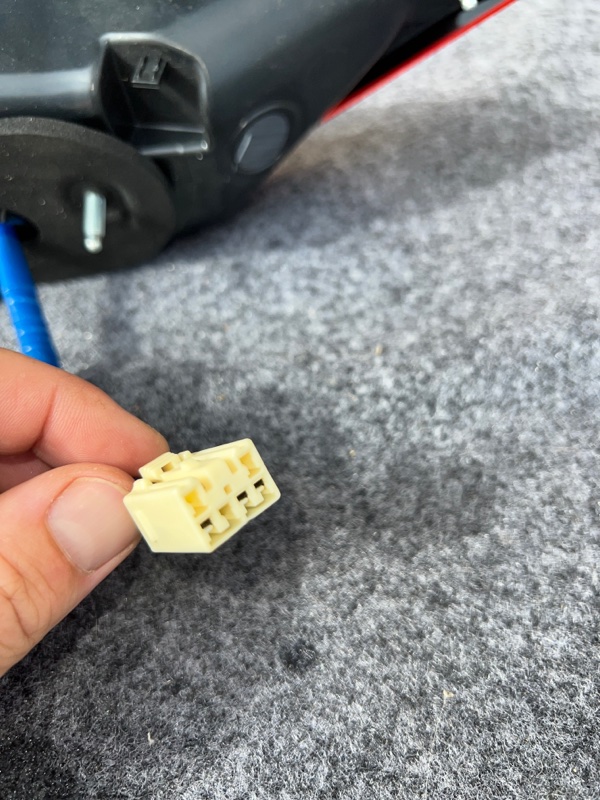 Фонарь в крышку багажника, 25000 рублей, Кузнецово