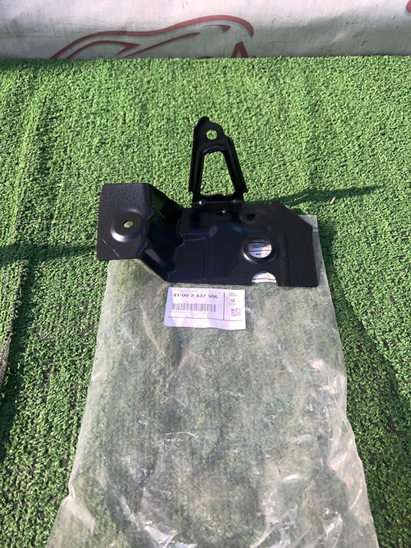 Кронштейн крыла, 2000 рублей, Красноярск