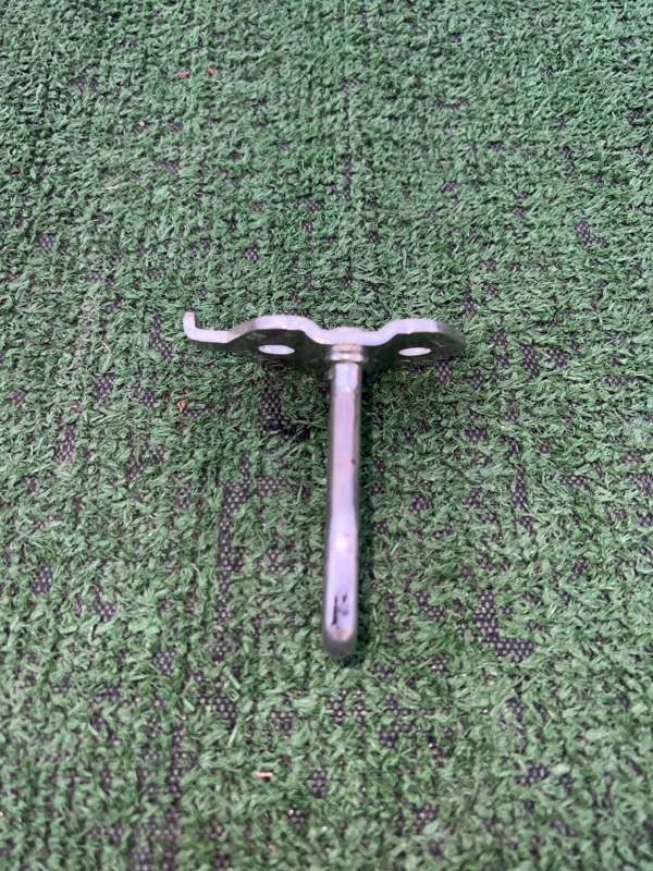 Петля двери багажника, 1500 рублей, Красноярск