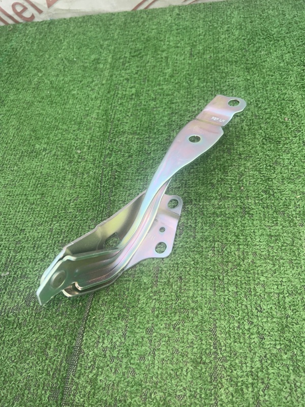 Петля капота, 1000 рублей, Красноярск