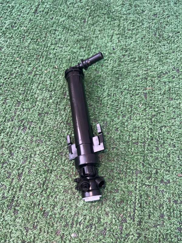 Форсунка омывателя фар, 1000 рублей, Красноярск