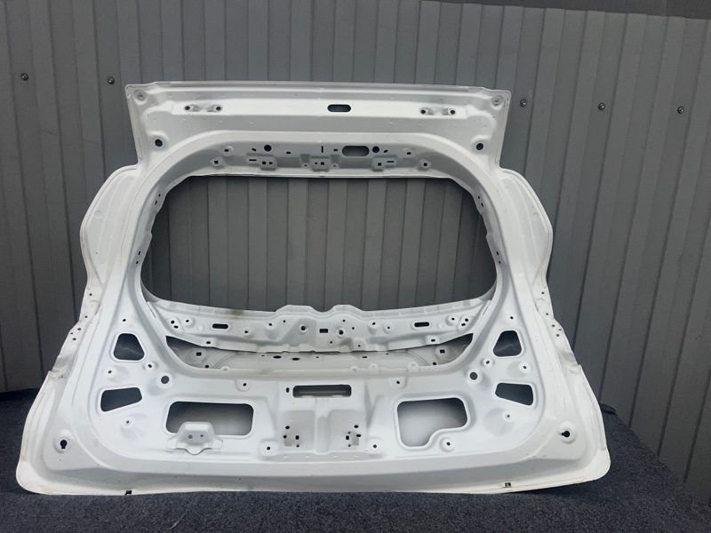 Крышка багажника, 15000 рублей, Кузнецово