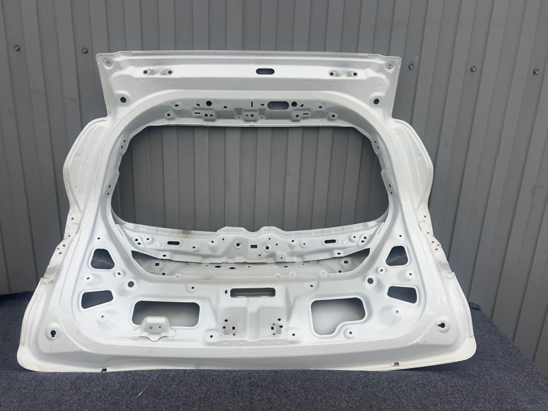 Крышка багажника, 15000 рублей, Кузнецово