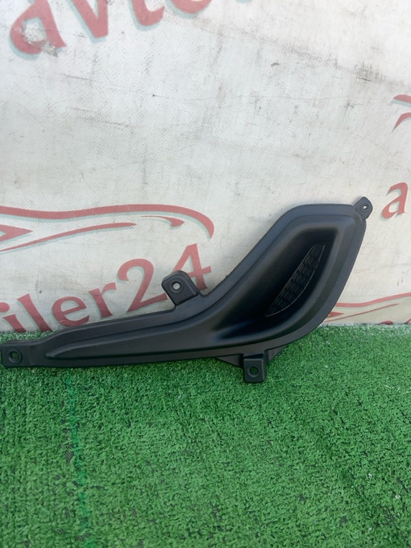 Заглушка бампера, 500 рублей, Красноярск