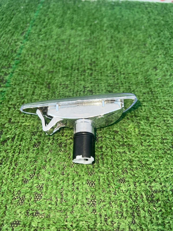 Поворотник, 400 рублей, Красноярск