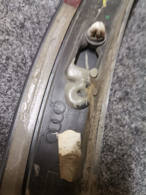 Накладка крыла, 2000 рублей, Кузнецово