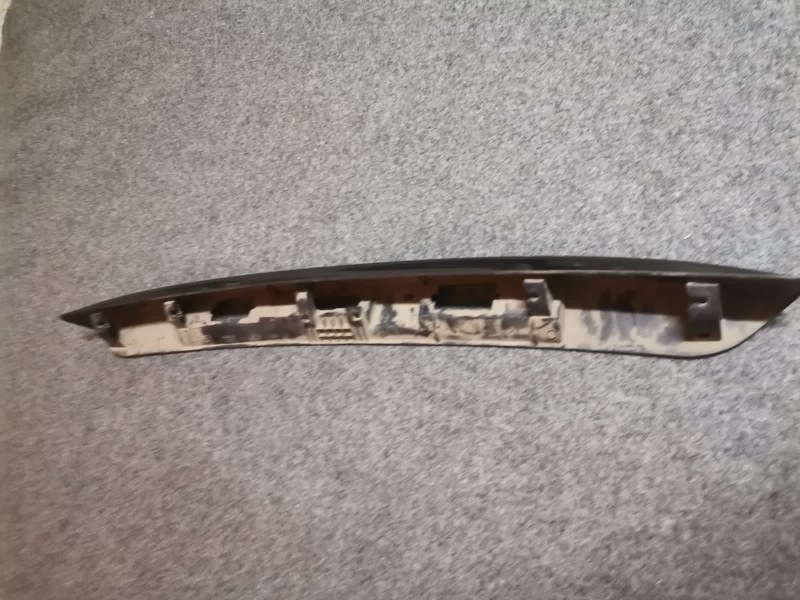 Накладка двери багажника, 1500 рублей, Кузнецово