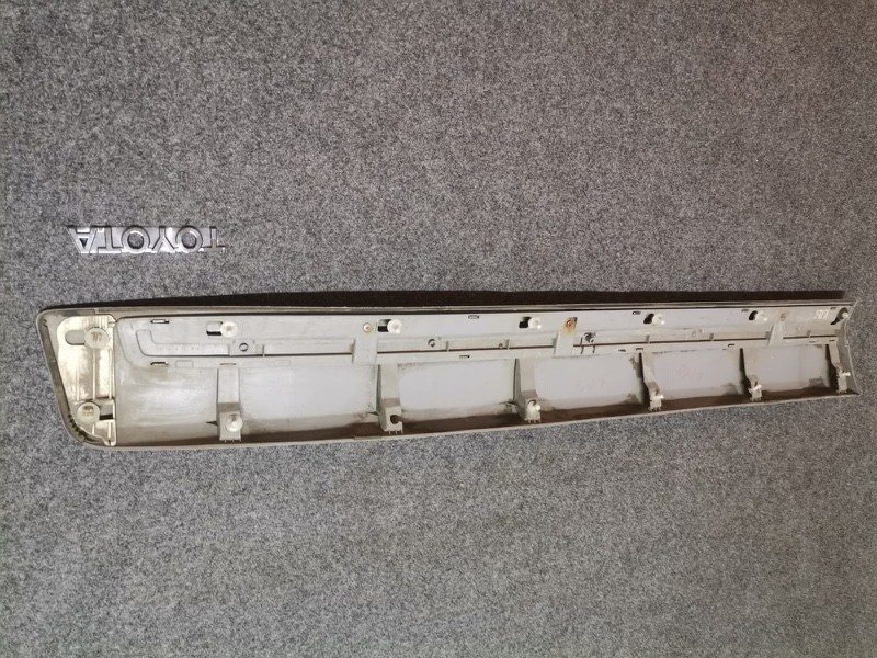 Молдинг двери, 2000 рублей, Кузнецово