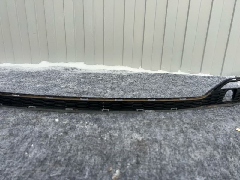 Молдинг бампера, 2000 рублей, Кузнецово