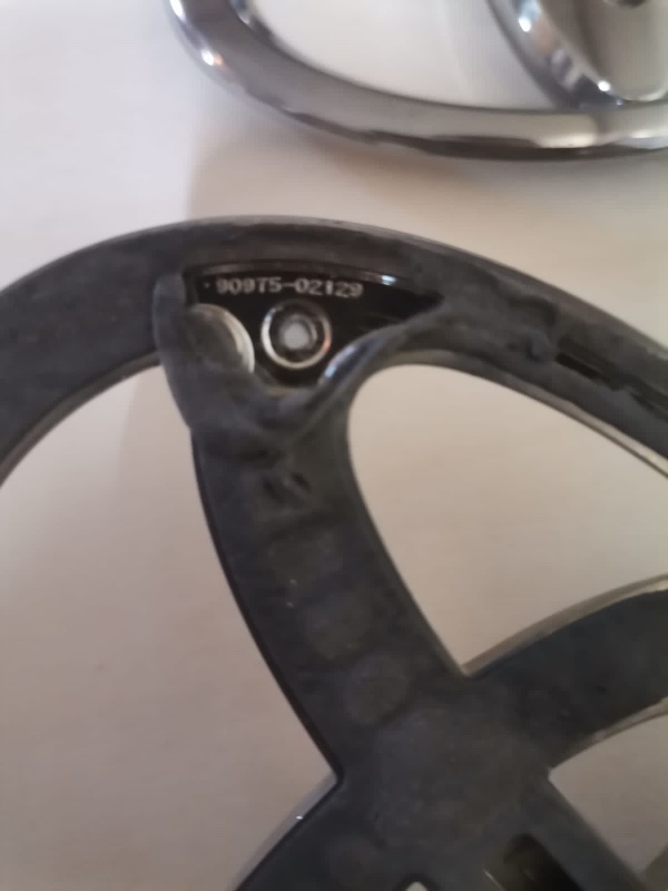 Эмблема, 1500 рублей, Кузнецово