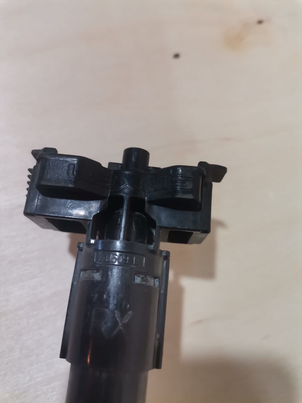 Форсунка омывателя фар, 1000 рублей, Кузнецово