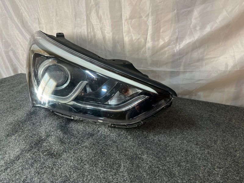 Фара ксеноновая, 24000 рублей, Кузнецово