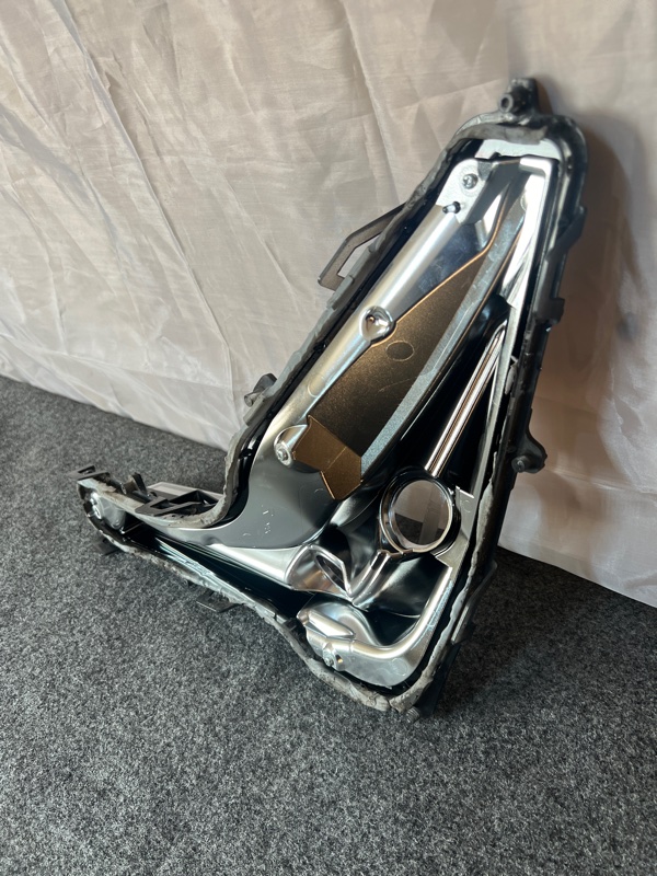 Стекло фары, 2000 рублей, Кузнецово