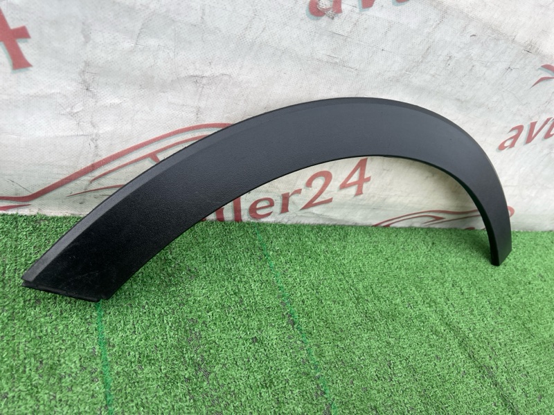 Накладка крыла, 1000 рублей, Красноярск