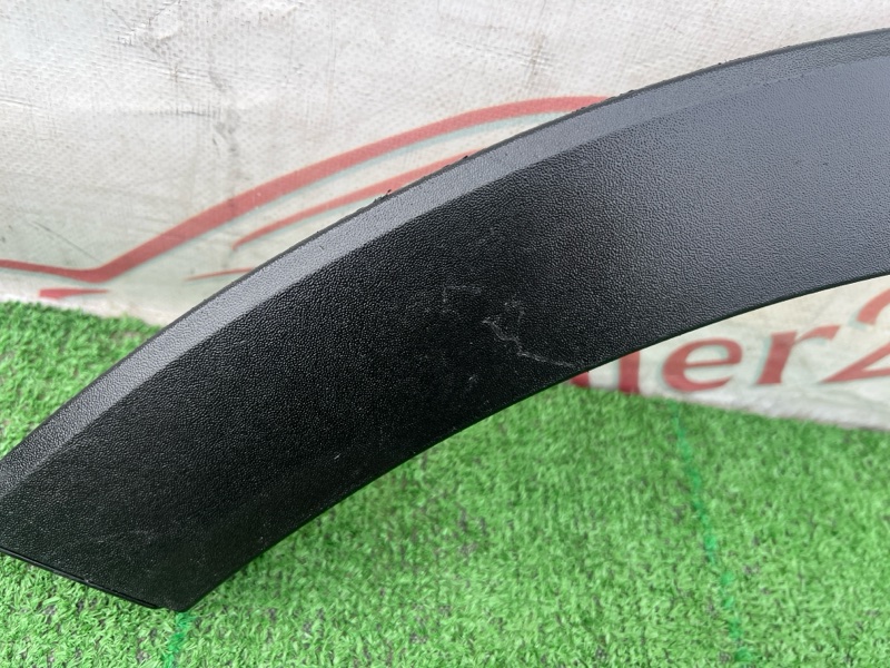 Накладка крыла, 1000 рублей, Красноярск