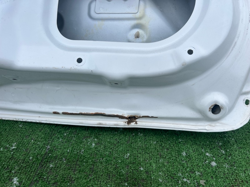 Дверь багажника, 10000 рублей, Красноярск