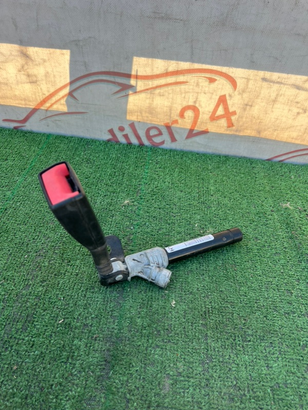 Преднатяжитель ремня безопасности, 1000 рублей, Красноярск