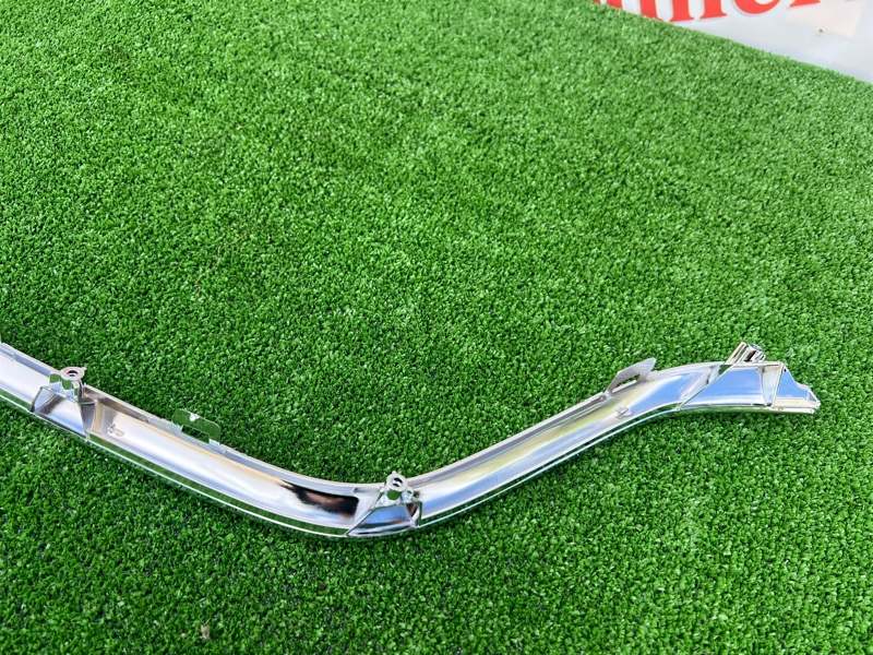 Молдинг решетки радиатора, 2200 рублей, Красноярск