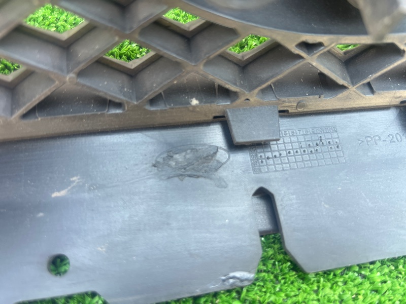 Решетка радиатора, 2000 рублей, Красноярск