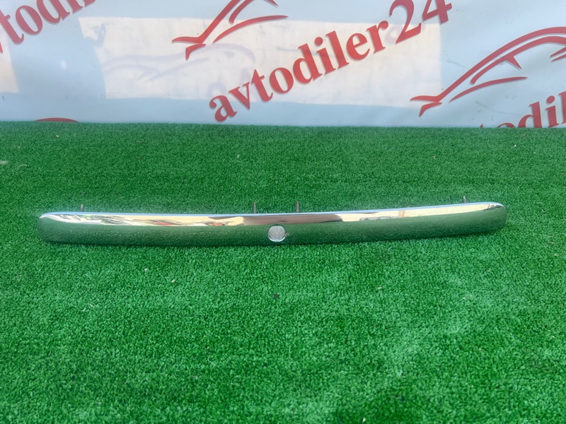 молдинг на крышку багажника, 1000 рублей, Красноярск