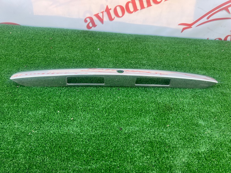 молдинг на крышку багажника, 1000 рублей, Красноярск