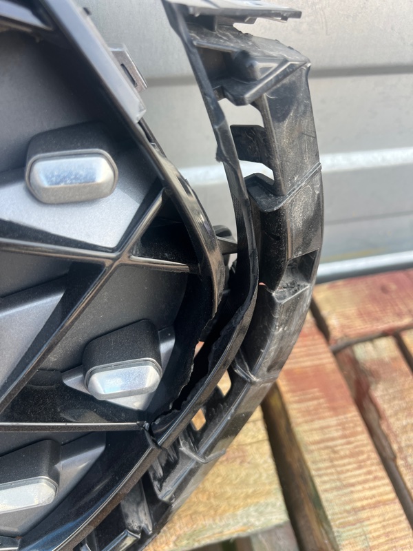 Решетка радиатора, 10000 рублей, Кузнецово