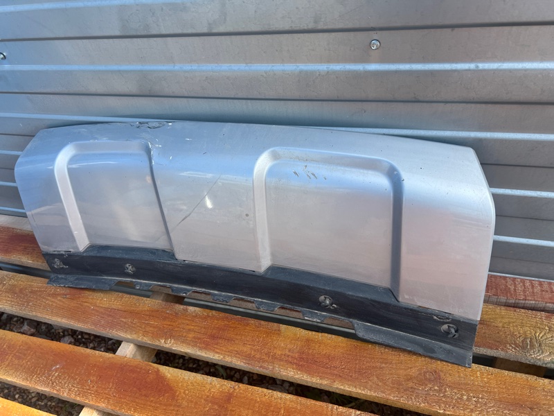 Накладка бампера, 6000 рублей, Кузнецово