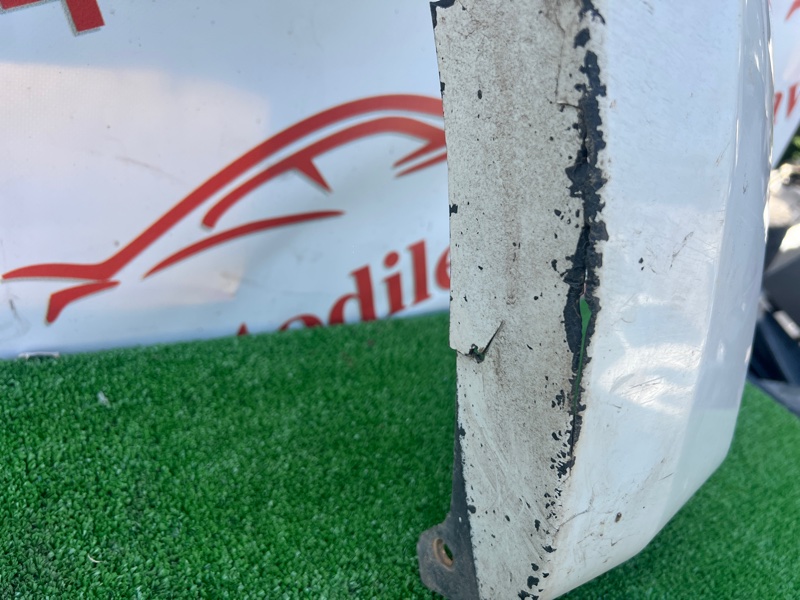 Накладка крыла, 2000 рублей, Красноярск