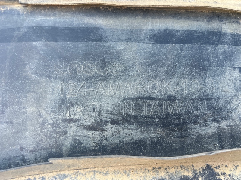 Накладка крыла, 2000 рублей, Красноярск