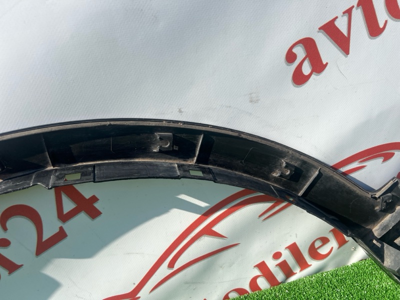 Накладка крыла, 1000 рублей, Красноярск